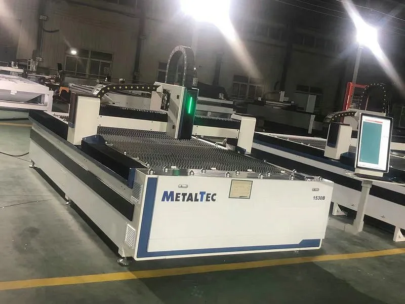 MetalTec 1530B (6000W) оптоволоконный лазерный станок для резки металла MetalTec 1530B (6000W) оптоволоконный лазерный станок для резки металла