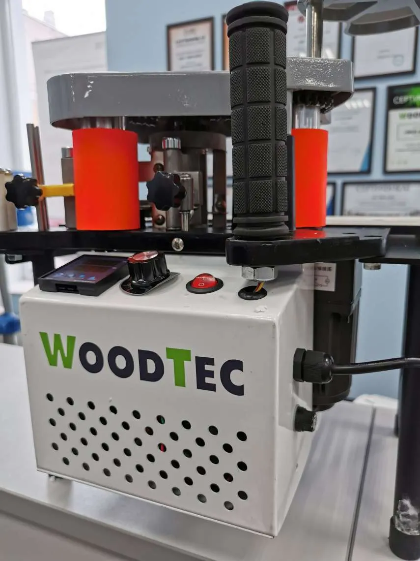 Ручной станок для облицовывания кромок WoodTec KM 40 Ручной станок для облицовывания кромок WoodTec KM 40