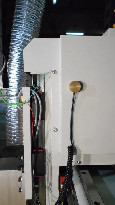 Фрезерный станок с ЧПУ LTT-1325A Фрезерный станок с ЧПУ LTT-1325A