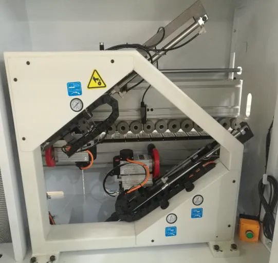 Автоматический кромкооблицовочный станок WOODTEC Compact H-375 Автоматический кромкооблицовочный станок WOODTEC Compact H-375