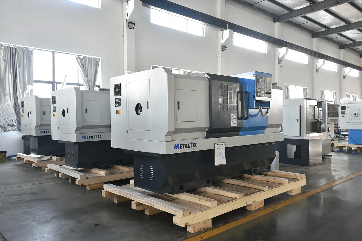 MetalTec CK 50x1000 токарный станок c ЧПУ с прямой станиной (Hudraulic) MetalTec CK 50x1000 токарный станок c ЧПУ с прямой станиной (Hudraulic)