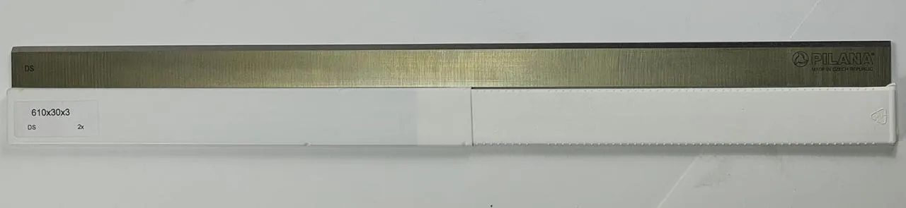 Нож строгальный "Pilana" DS 610х30х3 Нож строгальный "Pilana" DS 610х30х3