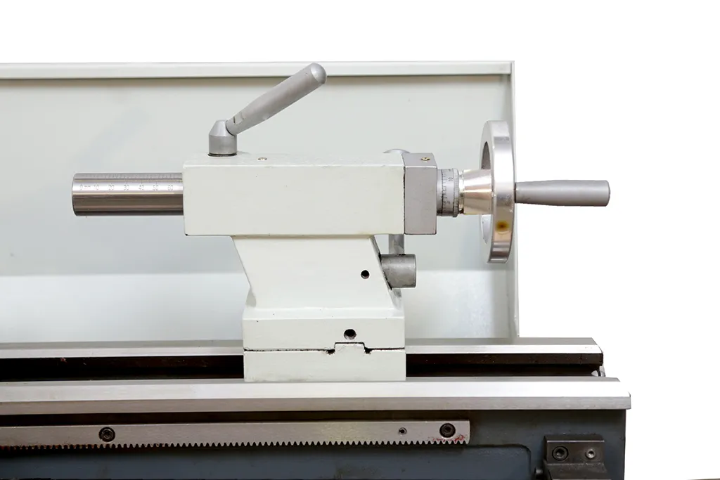 Станок токарный METAL MASTER MML 2550 Станок токарный METAL MASTER MML 2550
