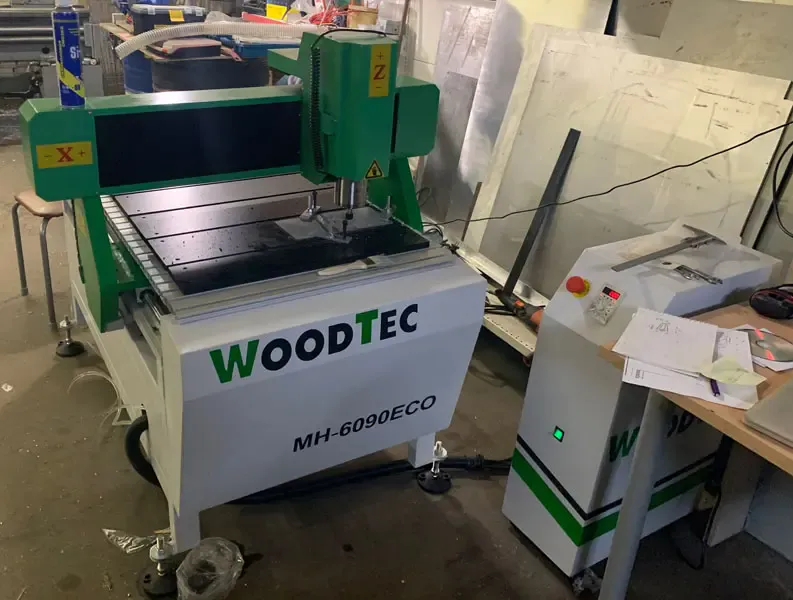 Фрезерно-гравировальный станок с ЧПУ WoodTec MH-6090 1,5 ECO Фрезерно-гравировальный станок с ЧПУ WoodTec MH-6090 1,5 ECO