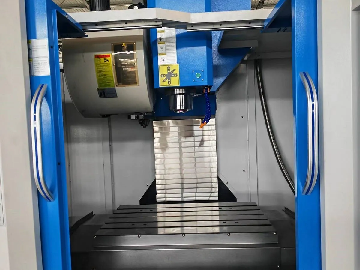 MetalTec TOPMILL 850F NEW Вертикальный обрабатывающий центр с ЧПУ MetalTec TOPMILL 850F NEW Вертикальный обрабатывающий центр с ЧПУ