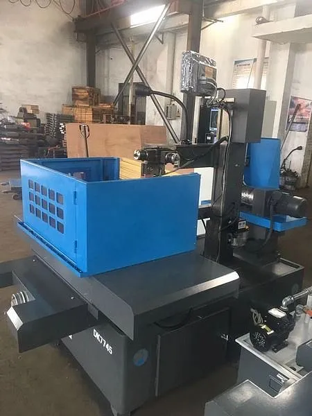 MetalTec DK 7735M Электроэрозионный многопроходной проволочно-вырезной станок MetalTec DK 7735M Электроэрозионный многопроходной проволочно-вырезной станок