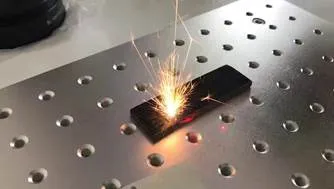 Оптоволоконный лазерный маркер MetalTec Mark 20W Оптоволоконный лазерный маркер MetalTec Mark 20W