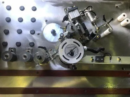 Кромкооблицовочный станок с ручной подачей WoodTec VECTOR NEW Кромкооблицовочный станок с ручной подачей WoodTec VECTOR NEW