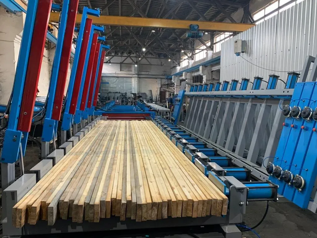 Горизонтальный пресс с подъемными фронтальными прижимами HSL300-12.4GP Горизонтальный пресс с подъемными фронтальными прижимами HSL300-12.4GP