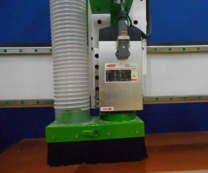 Фрезерный станок с ЧПУ LTT-2130A-45 Фрезерный станок с ЧПУ LTT-2130A-45