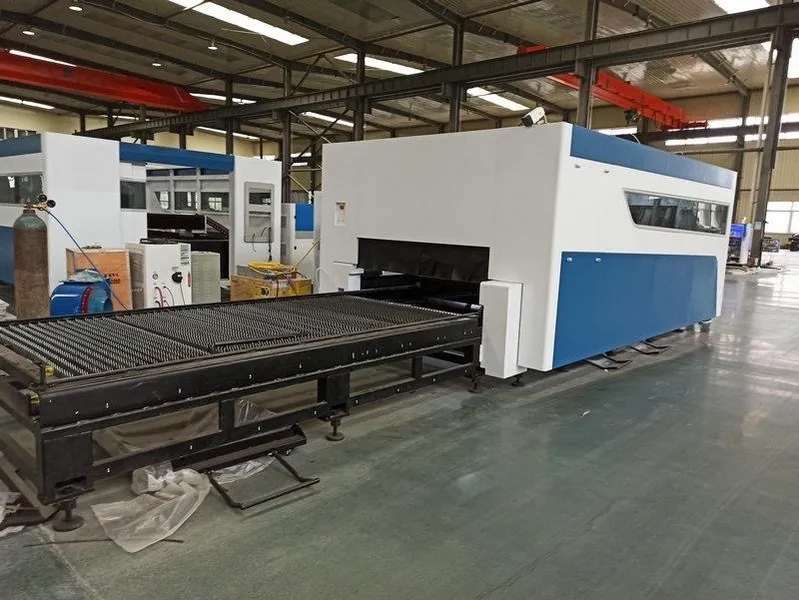 Промышленный комплекс лазерной резки MetalTec 1530P (3000Вт) Промышленный комплекс лазерной резки MetalTec 1530P (3000Вт)