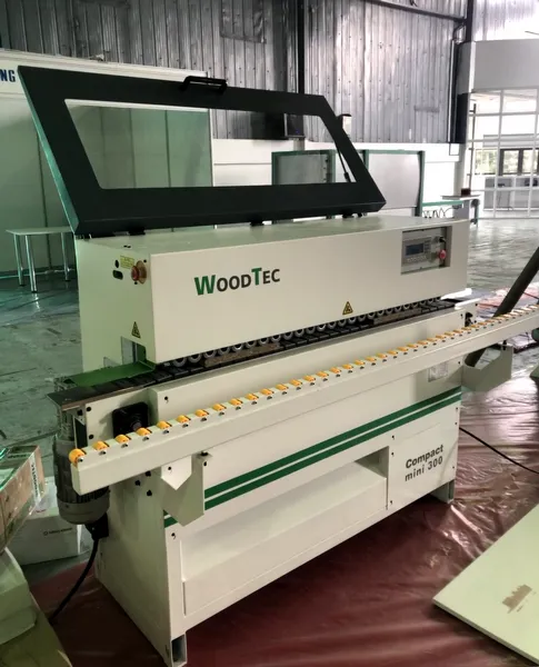 Станок для облицовывания кромок WoodTec Compact mini 300 Станок для облицовывания кромок WoodTec Compact mini 300