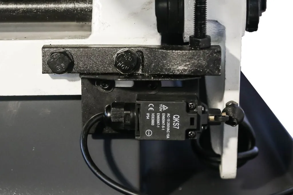 Ленточнопильный станок METAL MASTER BSM-1018B Ленточнопильный станок METAL MASTER BSM-1018B