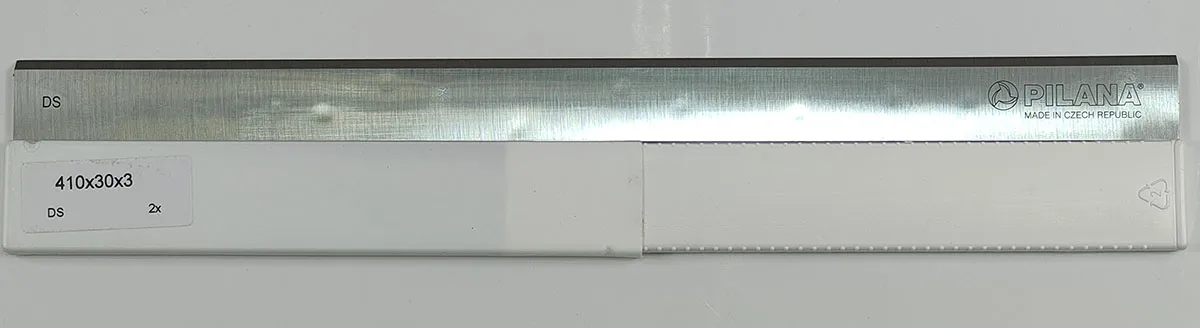 Нож строгальный "Pilana" DS 410х30х3 Нож строгальный "Pilana" DS 410х30х3