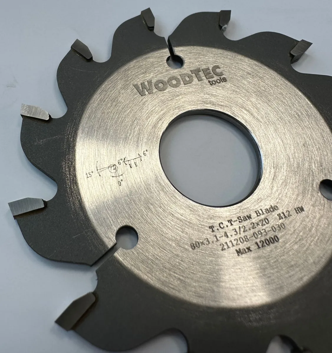 Диск пильный подрезной конический WoodTec для форматно-раскроечных станков Ø80 х 20 х 3,1-4,3 Z = 12 KON Диск пильный подрезной конический WoodTec для форматно-раскроечных станков Ø80 х 20 х 3,1-4,3 Z = 12 KON