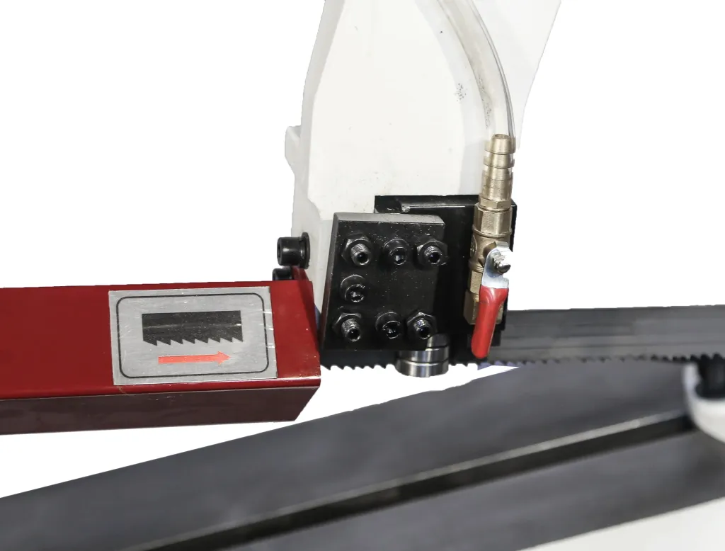 Ленточнопильный станок METAL MASTER BSM-1018B Ленточнопильный станок METAL MASTER BSM-1018B