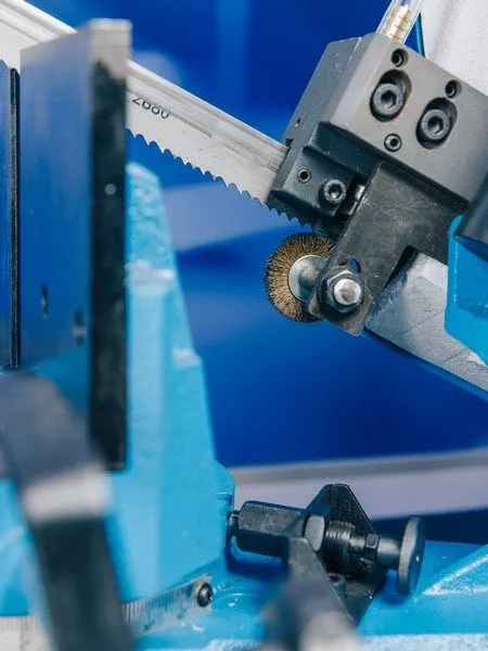 Ленточнопильный станок для резки металла MetalTec BS 250 FHE Ленточнопильный станок для резки металла MetalTec BS 250 FHE