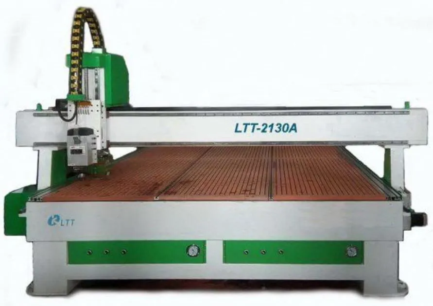 Фрезерный станок с ЧПУ LTT-2130A-45 Фрезерный станок с ЧПУ LTT-2130A-45