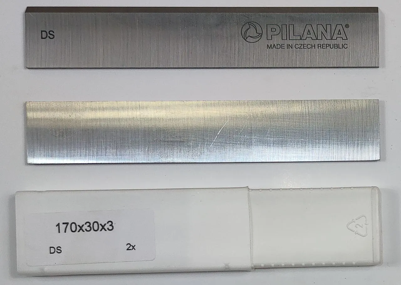 Нож строгальный "Pilana" DS 170х30х3 Нож строгальный "Pilana" DS 170х30х3
