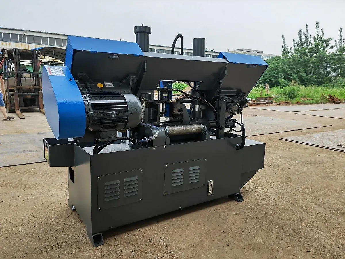MetalTec BS 200 CH ленточнопильный станок для резки металла под углом 90° MetalTec BS 200 CH ленточнопильный станок для резки металла под углом 90°