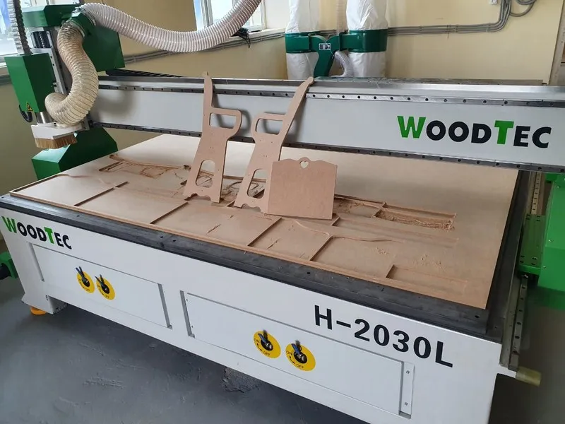 Фрезерно-гравировальный станок с ЧПУ WoodTec H 2030L Фрезерно-гравировальный станок с ЧПУ WoodTec H 2030L