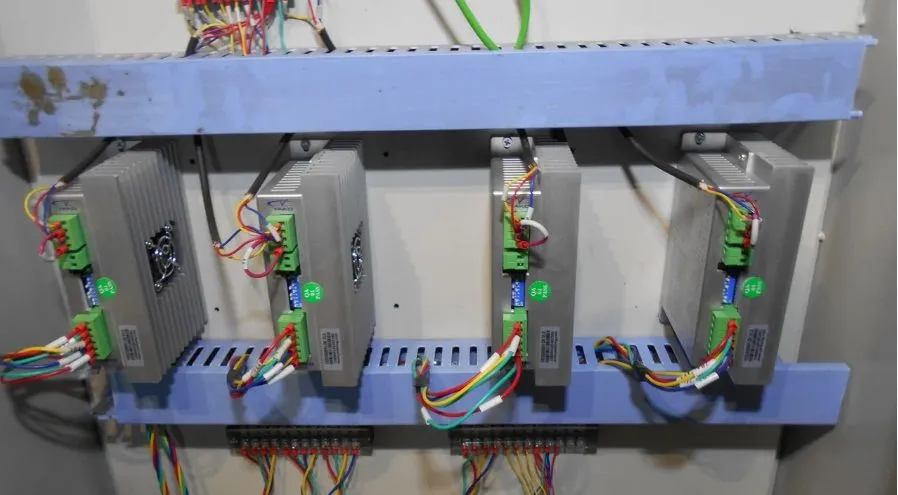 Фрезерный станок с ЧПУ LTT-1325A Фрезерный станок с ЧПУ LTT-1325A