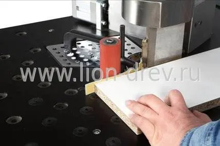 Кромкооблицовочный станок с ручной подачей Minimax e10 Кромкооблицовочный станок с ручной подачей Minimax e10