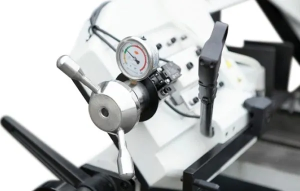 Ленточнопильный станок для резки металла MetalTec BS 250 FH Ленточнопильный станок для резки металла MetalTec BS 250 FH