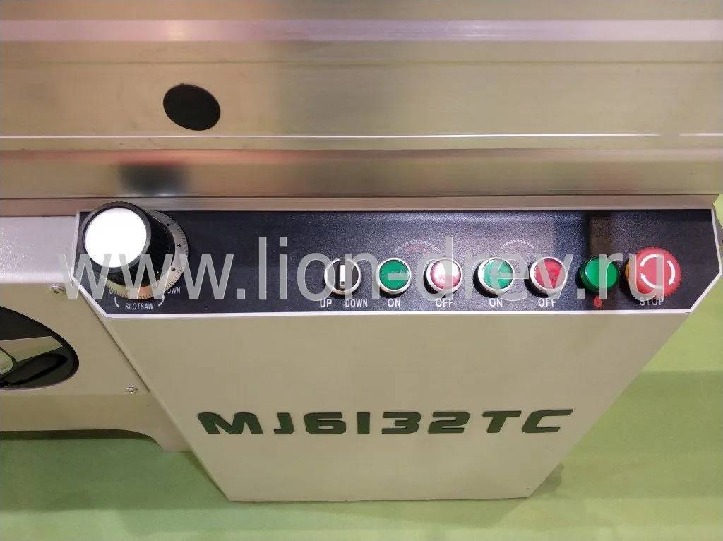 Форматно-раскроечный станок TS 6132 (MJ6132TC) Форматно-раскроечный станок TS 6132 (MJ6132TC)