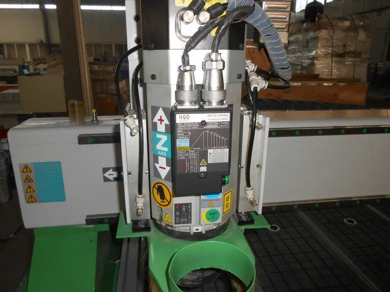 Фрезерно-гравировальный станок с ЧПУ WoodTec HA 1325 Фрезерно-гравировальный станок с ЧПУ WoodTec HA 1325