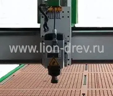 Фрезерный станок с ЧПУ LTT-2130 Фрезерный станок с ЧПУ LTT-2130