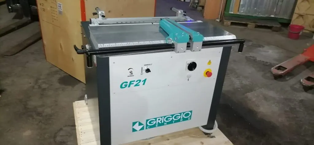 Сверлильно-присадочный станок Griggio GF-21 Сверлильно-присадочный станок Griggio GF-21