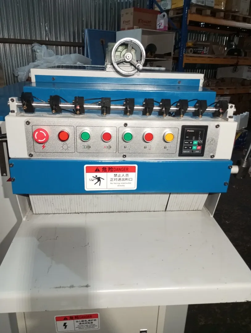 Многопильный станок мод MJ6010 Многопильный станок мод MJ6010