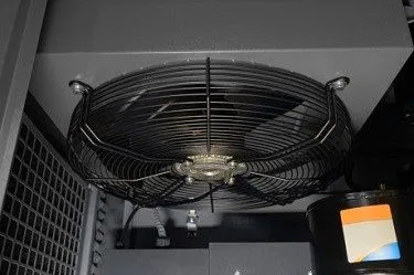 Винтовой компрессор IRONMAC IC 20/15 DF VSD 500L Винтовой компрессор IRONMAC IC 20/15 DF VSD 500L