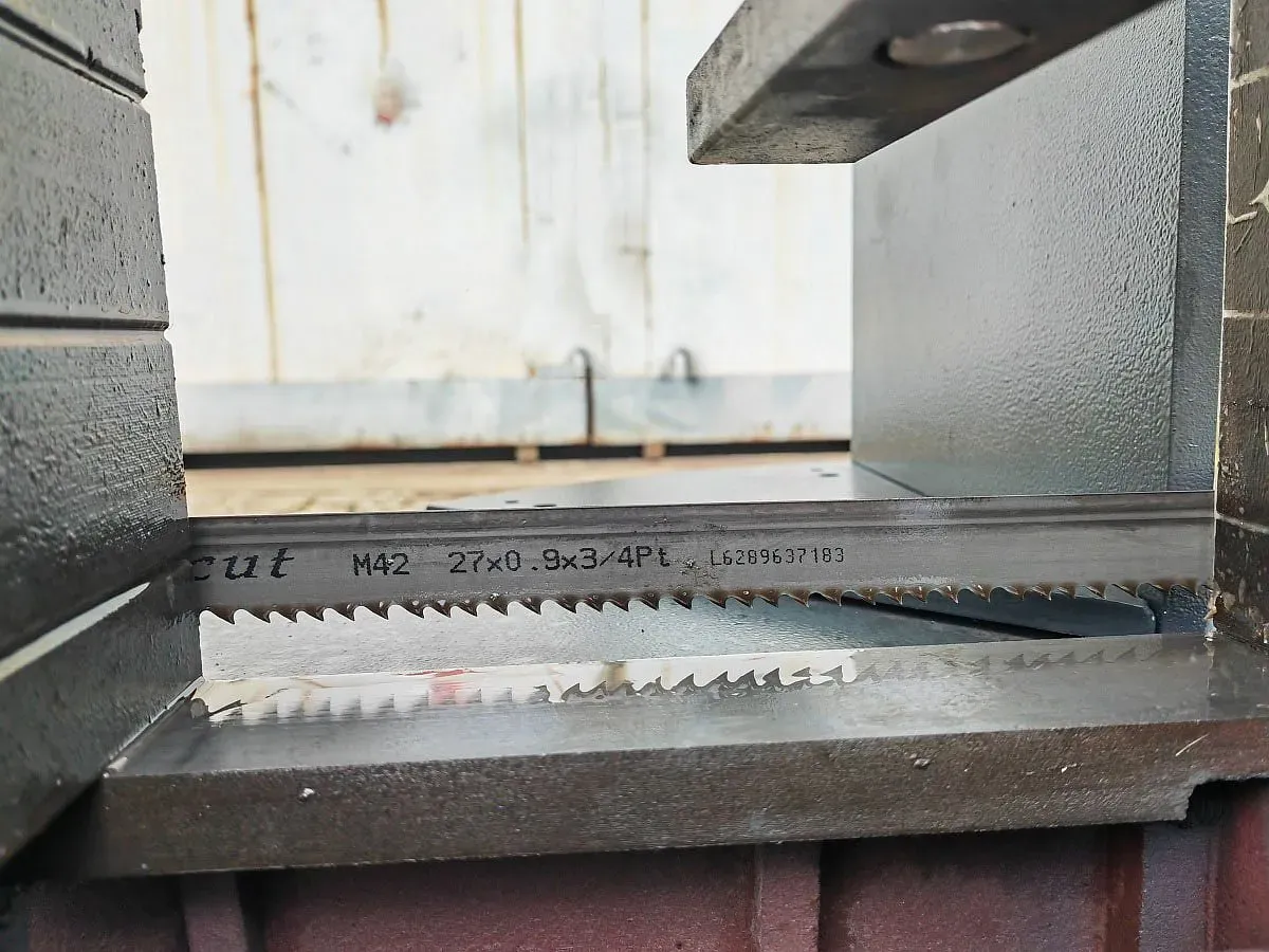 MetalTec MBS 350/50 CH ленточнопильный станок для резки металла под углом 90° MetalTec MBS 350/50 CH ленточнопильный станок для резки металла под углом 90°