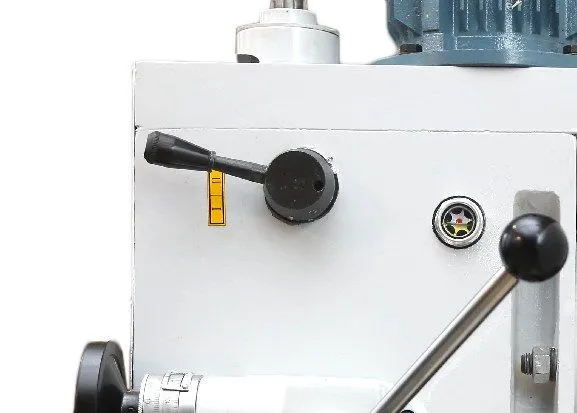 Фрезерный станок METAL MASTER MF-32V Фрезерный станок METAL MASTER MF-32V