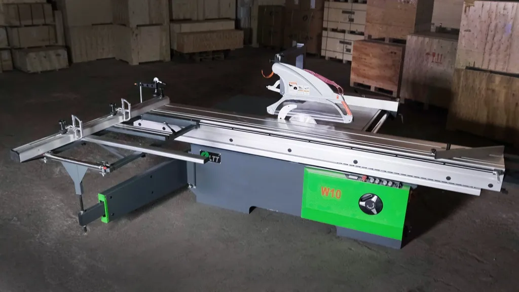 Форматно-раскроечный станок W10 (3200мм) Форматно-раскроечный станок W10 (3200мм)
