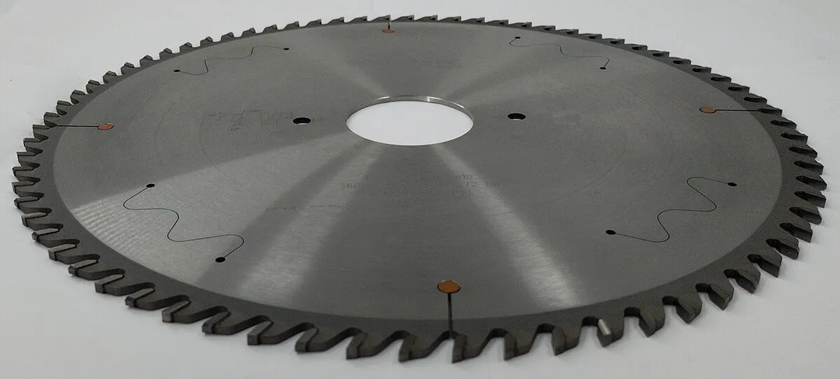 Пильный диск основной Ø380 х 65 х 4,4 / 3,2 Z = 72 WoodTec Пильный диск основной Ø380 х 65 х 4,4 / 3,2 Z = 72 WoodTec