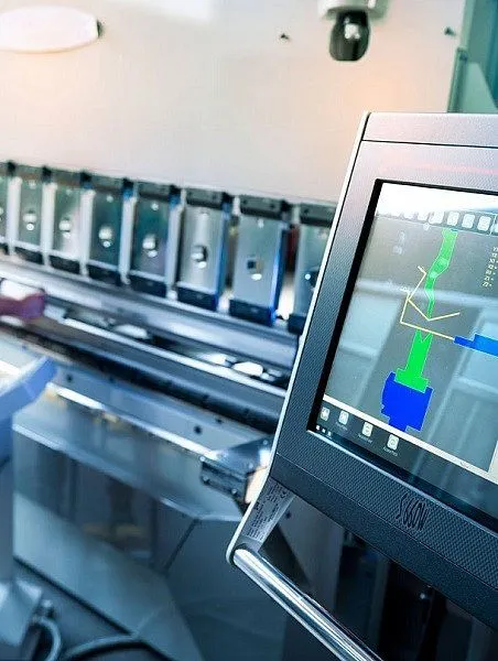 MetalTec HBC 135/3200 Листогибочные гидравлические прессы с ЧПУ MetalTec HBC 135/3200 Листогибочные гидравлические прессы с ЧПУ