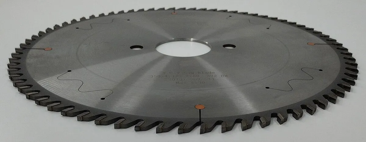 Пильный диск основной Ø350 х 60 х 4,4 / 3,2 Z = 72 WoodTec Пильный диск основной Ø350 х 60 х 4,4 / 3,2 Z = 72 WoodTec