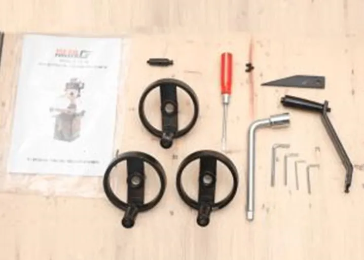 Фрезерный станок METAL MASTER MF-32V Фрезерный станок METAL MASTER MF-32V