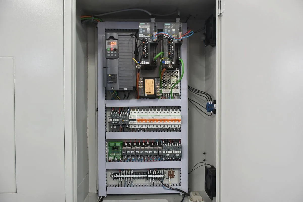 MetalTec CK 36x750 PRO Токарный станок ЧПУ с горизонтальной станиной MetalTec CK 36x750 PRO Токарный станок ЧПУ с горизонтальной станиной