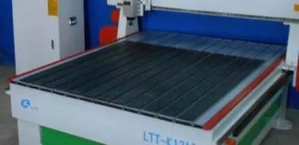 Фрезерный станок с ЧПУ LTT-1813 Фрезерный станок с ЧПУ LTT-1813