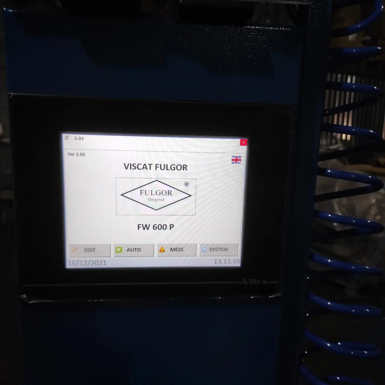 FW 600 P Аппарат стыковой сварки оплавлением для ленточных пил (VF) (PLC с экраном touchscreen) FW 600 P Аппарат стыковой сварки оплавлением для ленточных пил (VF) (PLC с экраном touchscreen)