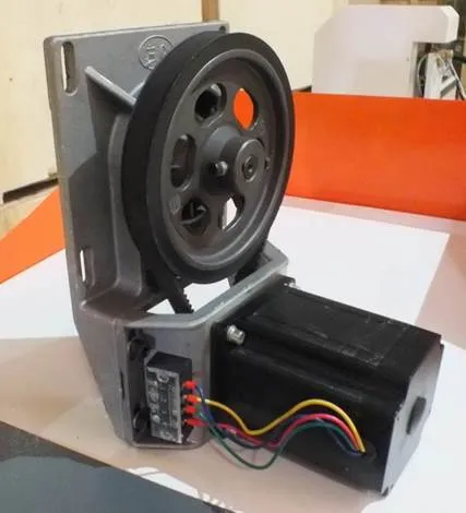 Фрезерный станок с ЧПУ LTT-1813 Фрезерный станок с ЧПУ LTT-1813