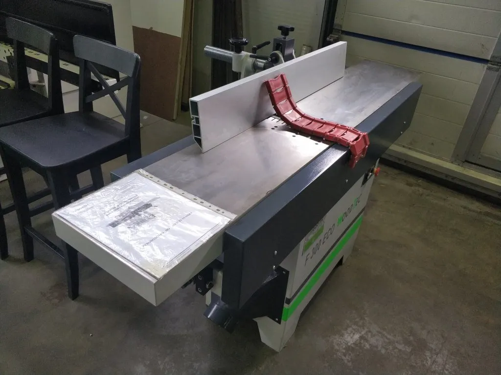 Станок фуговальный WoodTec F 300 ECO Станок фуговальный WoodTec F 300 ECO