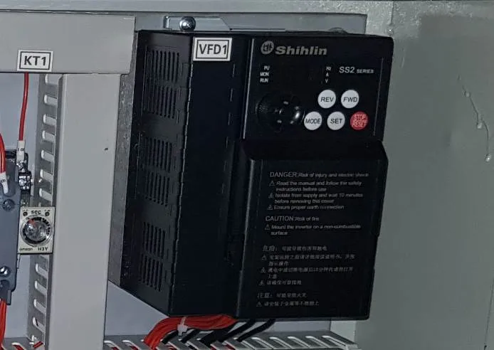 Кромкообрезной многопильный станок мод. MJ141-0780 Кромкообрезной многопильный станок мод. MJ141-0780